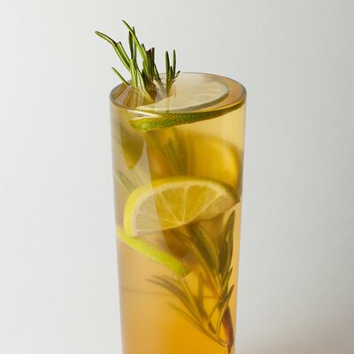 Чай Розмари-голд Medium в Surf Coffee x Element по цене 345 ₽