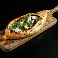 Балтийская лепешка с томленой говядинойв Про печь