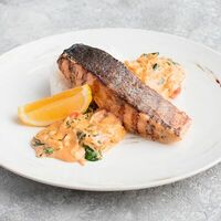 Лосось по-тоскански в Печка