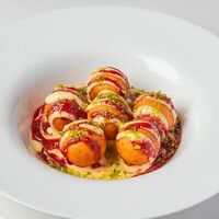 Творожные пончики с ванильным соусомв Romano