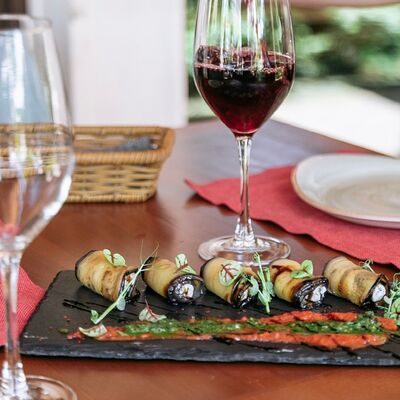 Рулетики с баклажаном и сливочным сыром в Лимончини по цене 450 ₽