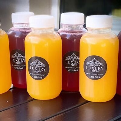 Крафтовый морс с черной смородиной в Luxury по цене 90 ₽