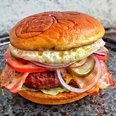 Бургер Фабричный в FABRIKA по цене 790 ₽