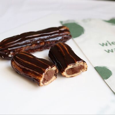 Эклер Шоколадныйв Винер Вальд по цене 235 ₽