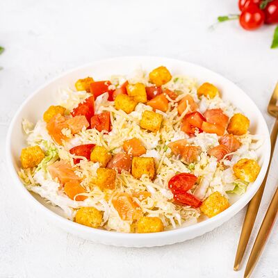 Цезарь с форелью салат в У Палыча. С пылу, с жару! по цене 616 ₽