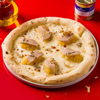 Пицца Фуа-гра и сладкая груша по-сицилийски в ROSSINI GOLD PIZZA по цене 7650 ₽