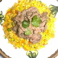 Жареный рис с говядиной в Pho +84