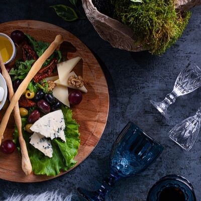 Сет под вино в Асгард по цене 1353 ₽