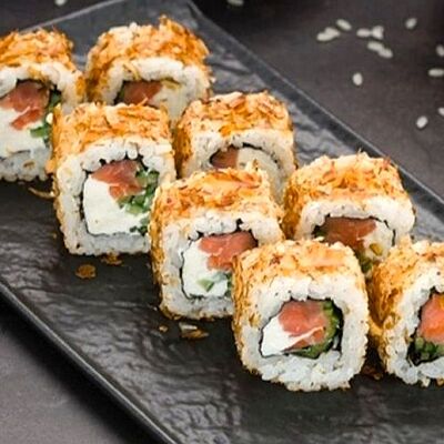 Ролл Бонито с лососем в Fish Roll по цене 1428 ₽