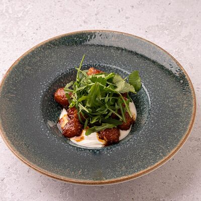 Креветки темпура с соусом чили-лайм в Тестория по цене 790 ₽