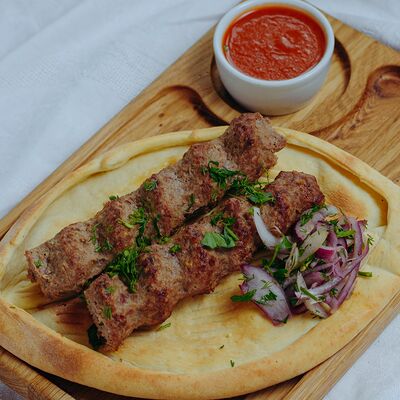 Люля-кебаб из свинины и говядины в Роланд по цене 700 ₽