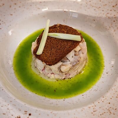 Тартар из сельди в Охота на Енота по цене 410 ₽