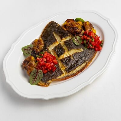 Камбала с печеным картофелем в DiDi по цене 1270 ₽