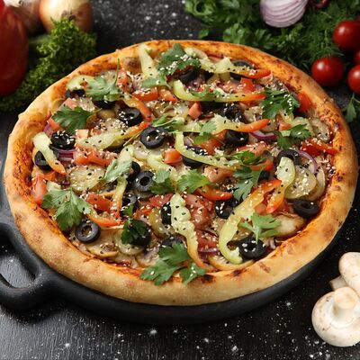 Пицца Овощная Постная (30 см) в Loca Pizza по цене 800 ₽