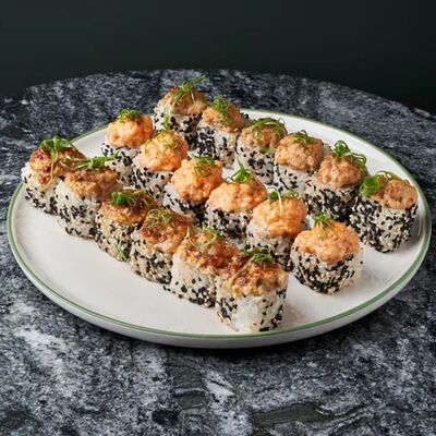 С роллами №2 в Суши в бутылке по цене 1800 ₽