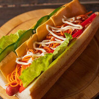 Хот-дог Королевский с сыром в Hot Chicken