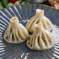 Хинкали с грибами в Двор Помидор