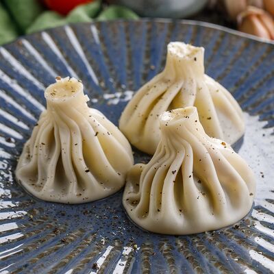 Хинкали с грибами в Двор Помидор по цене 150