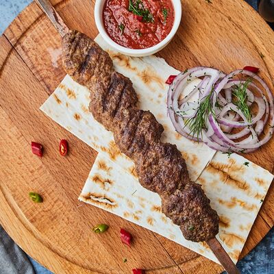 Люля-кебаб из телятины в Maki Family по цене 319