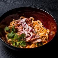 Удон, карри, утка в Hedo