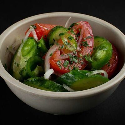 Салат Овощной в ШашлыкЪ №1 Top Grill по цене 300 ₽