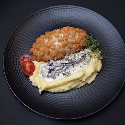 Котлета пожарская с картофельным пюре в Rancho по новому по цене 680 ₽