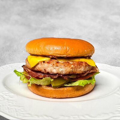 Бургер с курицей в MaMa Mia по цене 539 ₽