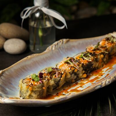Теплый ролл Тако в Эбби Noodles & Sushi Bar по цене 583