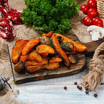 Картофель по-деревенски c грибами в Ананури по цене 550 ₽