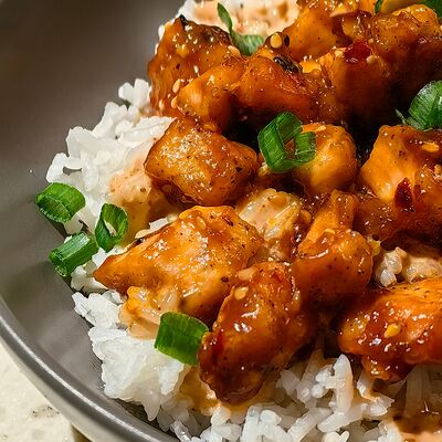 Курица в кисло-сладком соусе по-китайски в Haishen-wai по цене 645 ₽