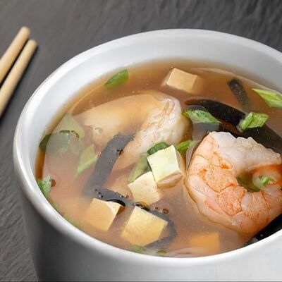 Мисо суп с креветкой в Nekо по цене 490 ₽