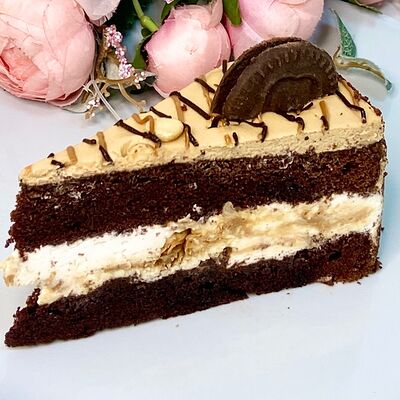 Торт Сникерс Хит в Чарли Чаплин по цене 310 ₽