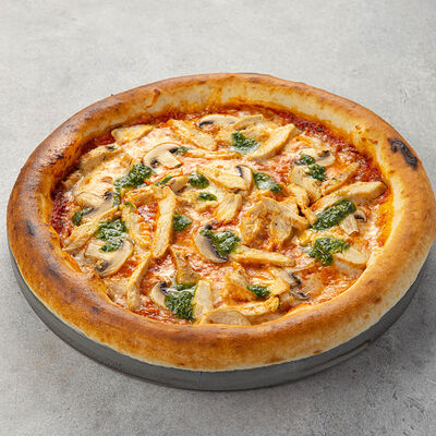 Пицца с курицей, грибами и соусом песто 22 см в Peperoni по цене 660 ₽