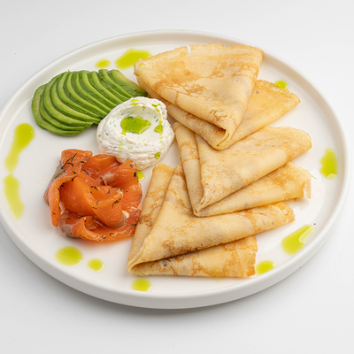 Блины с форелью и авокадо в Скандинавия по цене 660 ₽