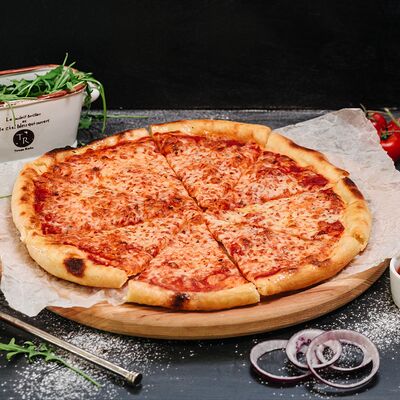 Пицца Margaritta в MON PARIS по цене 500 ₽