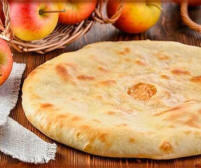 Пирог с яблоком в Осетинские пироги от Забавы по цене 1200 ₽