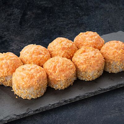 Острый ролл с лососем Lux в Вкусно Суши по цене 550