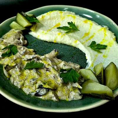 Бефстроганов с грибами в Байский по цене 890 ₽