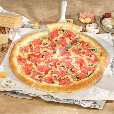 Пицца ветчина грибы в Pikapika по цене 3990 ₸