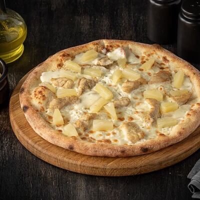 Пицца Гавайи 30см в Ауфф по цене 914 ₽