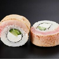 Ролл с опаленным тунцом в SushiPapa