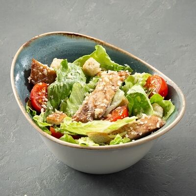 Салат Цезарь с курицей в Суши Cho по цене 549 ₽