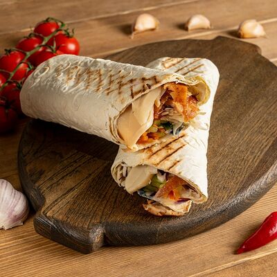 Донер с курицей и грибами в НАШ Шеф Донер по цене 469 ₽