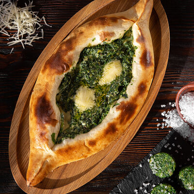 Хачапури со шпинатом в Хинкальная Сациви по цене 560 ₽