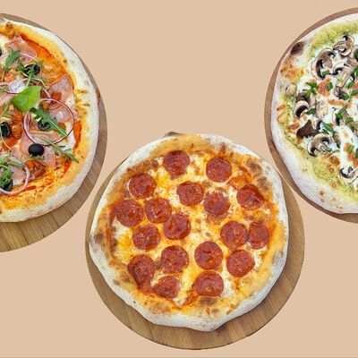 Голландское Трио пицц в Амстердам по цене 1650 ₽