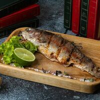 Форель озерная в McKey Pub & Restauraunt