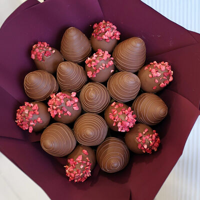 Клубника в шоколаде букет Grase в Berry Present по цене 3390 ₽