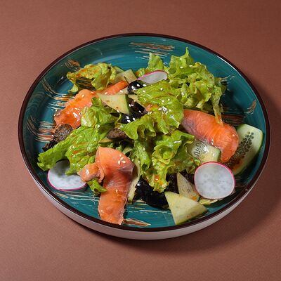 Тогараши с семгой в Kiss по цене 380