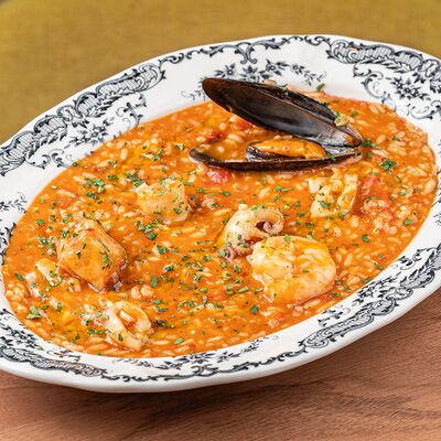 Ризотто томатный с морепродуктами в ИВА по цене 1800 ₽