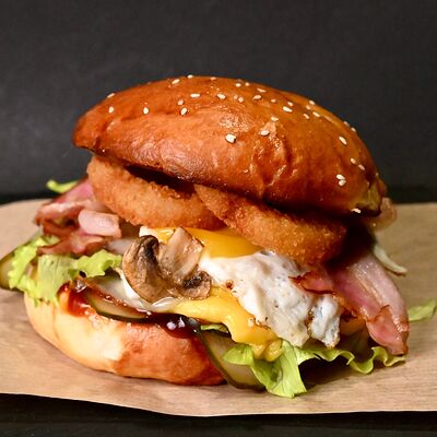 Бургер Английский завтрак в Рога Лося по цене 480 ₽